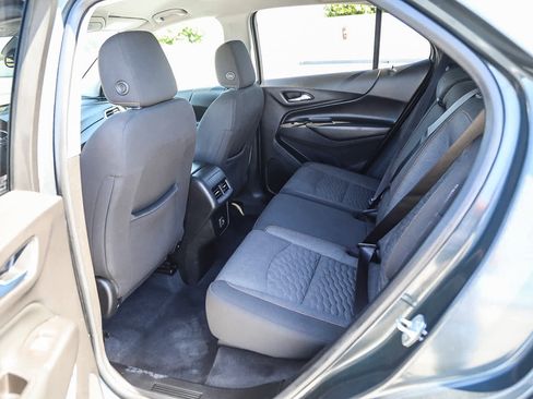 Used 2020 Chevrolet Equinox LT FWD image 18