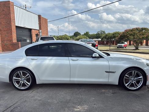 Used 2015 BMW 750Li RWD image 6