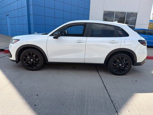 Certified 2025 Honda HR-V Sport image 8