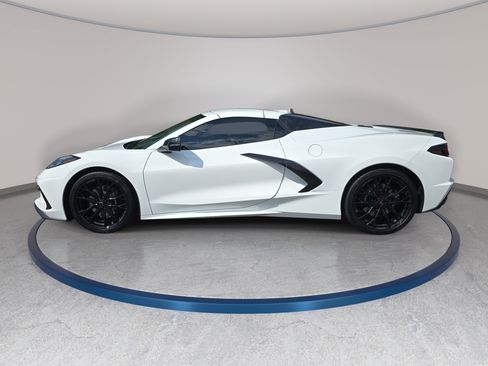 Used 2024 Chevrolet Corvette Stingray Preferred Conv w/ Battery Protection Package RWD image 8