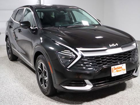 Used 2024 Kia Sportage LX FWD image 5