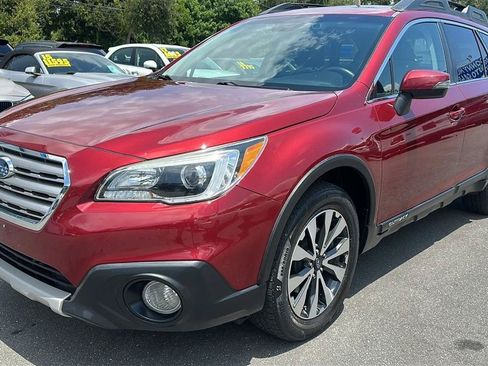 Used 2015 Subaru Outback 2.5i Limited AWD/4WD image 2