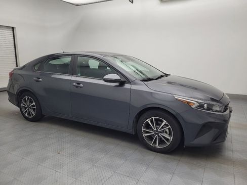 Used 2022 Kia Forte LXS w/ LXS Technology Package image 11