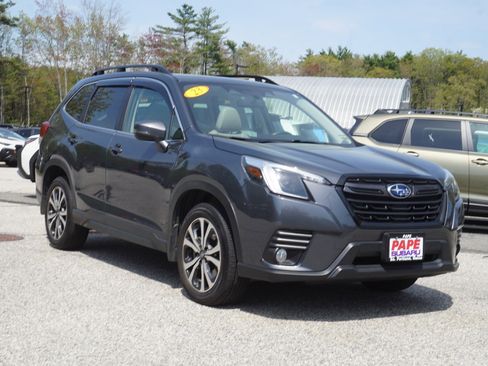 Used 2023 Subaru Forester Limited AWD/4WD image 3