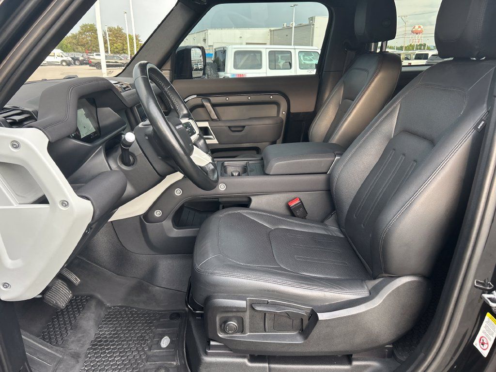 Used 2022 Land Rover Defender 90 S AWD/4WD image 19
