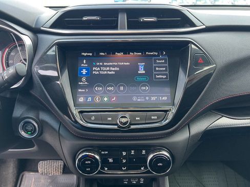 Used 2022 Chevrolet TrailBlazer RS w/ Sun and Liftgate Package image 10