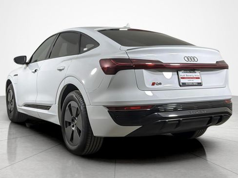 Used 2024 Audi Q8 e-tron Premium AWD/4WD image 3