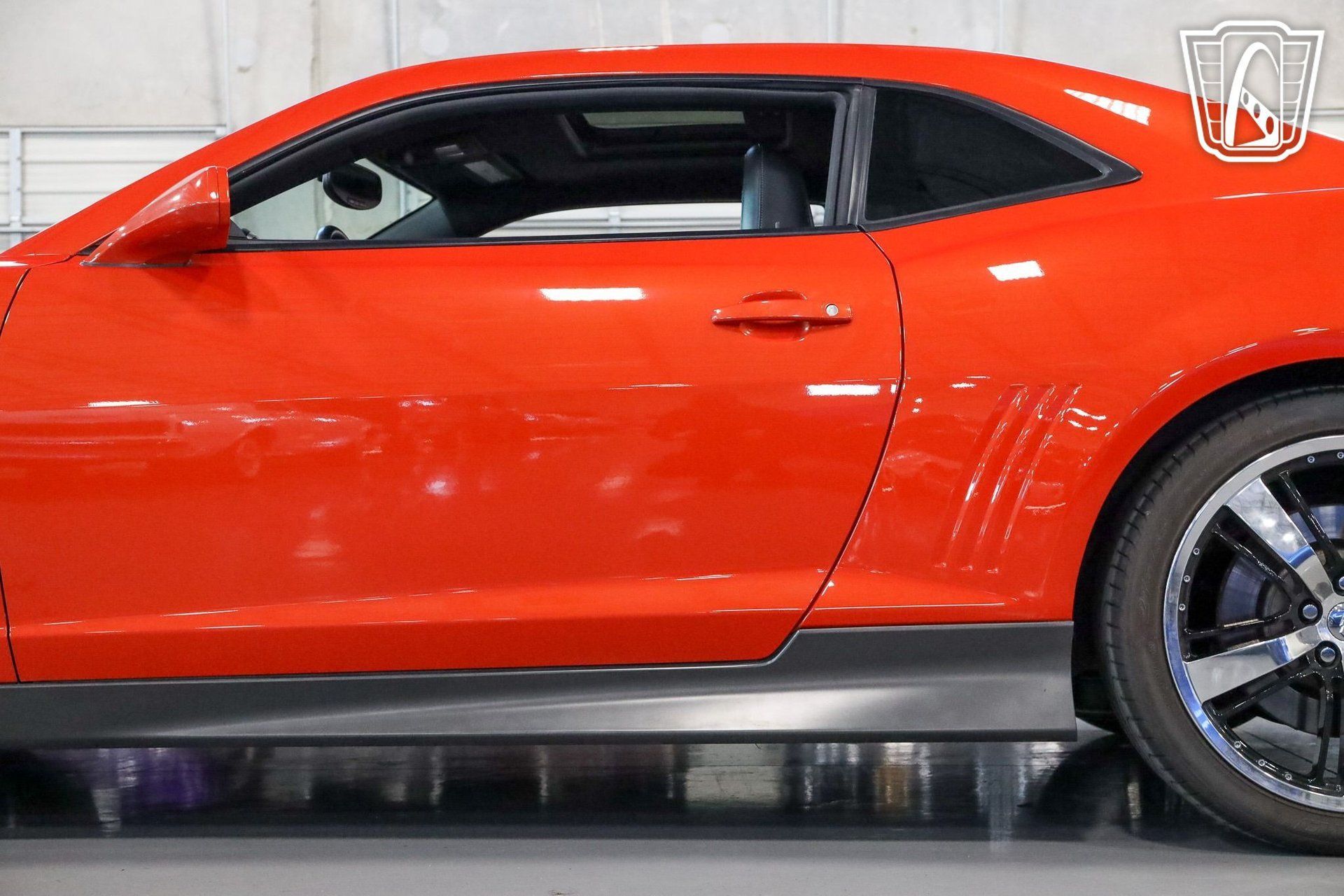 Used 2010 Chevrolet Camaro SS w/ LPO, Ground Effects Package RWD image 22