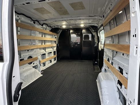 Used 2024 Ford Transit 250 Low Roof w/ Exterior Upgrade Package image 53
