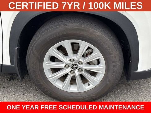 Used 2024 Toyota Grand Highlander AWD image 7