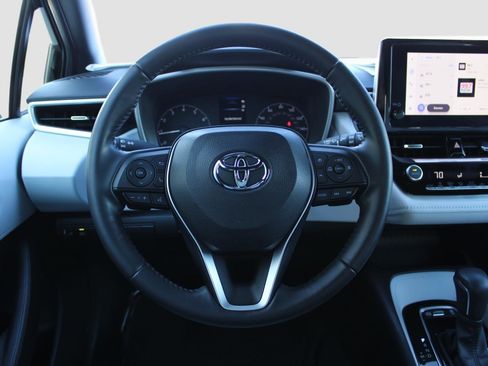 Used 2023 Toyota Corolla SE image 23