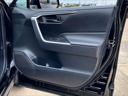 Certified 2024 Toyota RAV4 LE AWD/4WD image 22