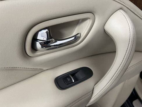 Used 2018 INFINITI QX80 4WD w/ Driver Assistance Package image 54