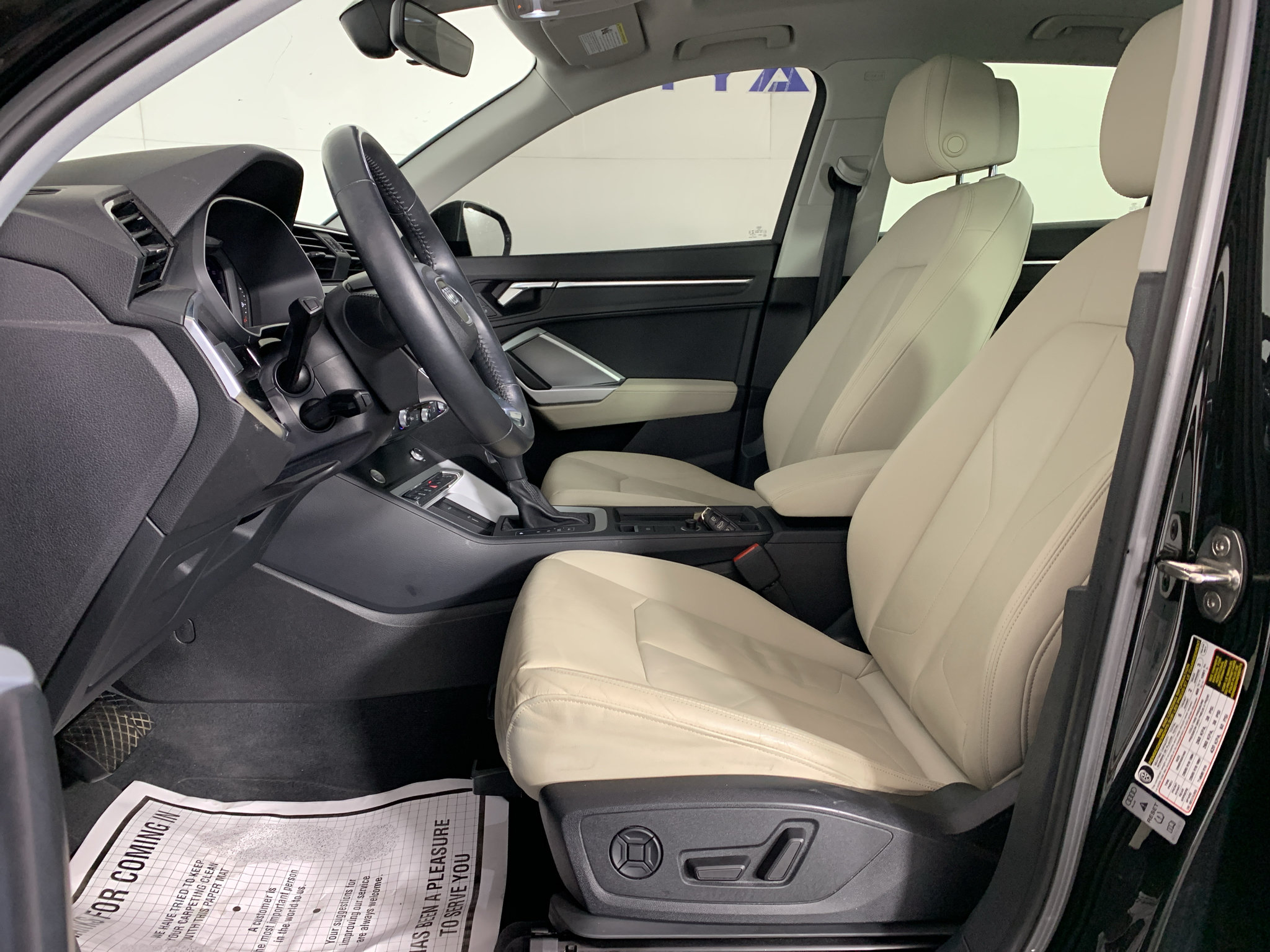 Used 2020 Audi Q3 2.0T Premium AWD/4WD image 15