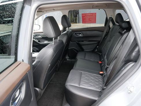 Certified 2023 Nissan Rogue Platinum w/ Platinum Premium Package image 10