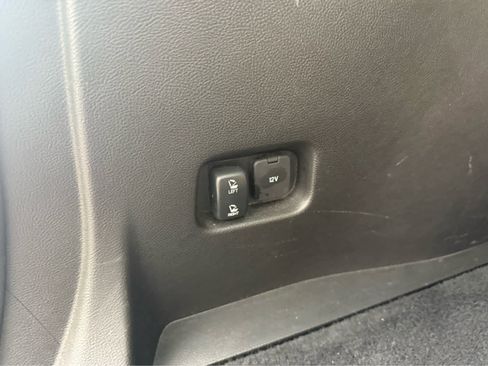 Used 2024 Ford Edge SEL image 20