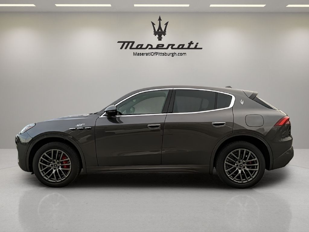 Used 2023 Maserati Grecale Modena AWD/4WD image 8