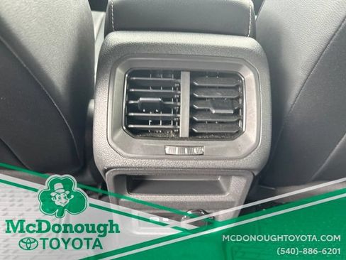 Used 2021 Volkswagen Tiguan SE R-Line AWD/4WD image 9