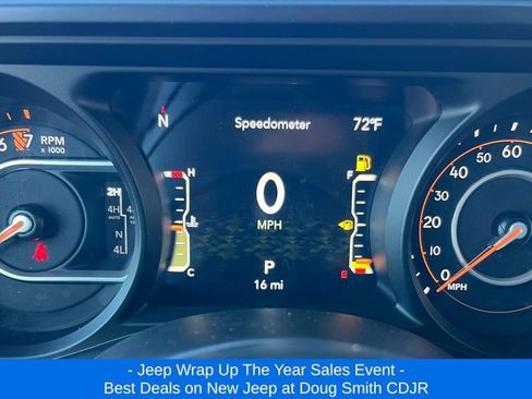 New 2025 Jeep Gladiator Mojave image 12