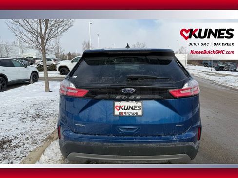 Used 2024 Ford Edge SEL image 5