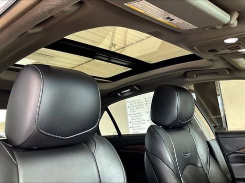 Used 2019 Cadillac CTS Luxury RWD image 22