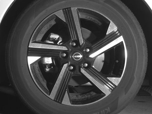 Used 2025 Nissan Sentra SV FWD image 12
