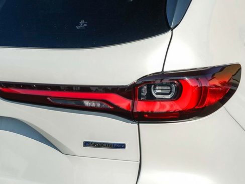 New 2025 MAZDA CX-70 Plug-In Hybrid w/ Premium Pkg image 7