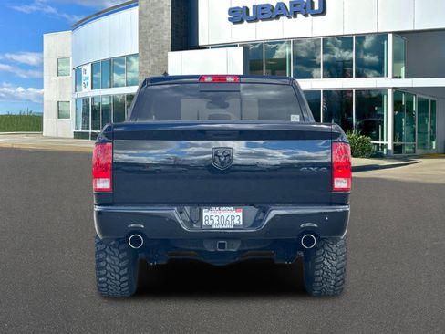 Used 2019 RAM 1500 Classic SLT w/ Black Appearance Group image 7