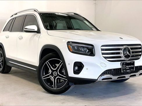 New 2026 Mercedes-Benz GLB 250 image 1