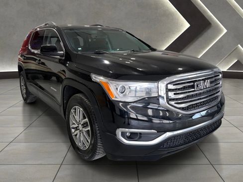 Used 2017 GMC Acadia SLE AWD/4WD image 1