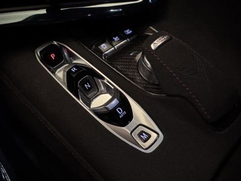 Used 2023 Chevrolet Corvette Stingray Premium Cpe w/ Z51 Performance Package image 7