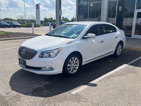 Used 2015 Buick LaCrosse Leather FWD image 3