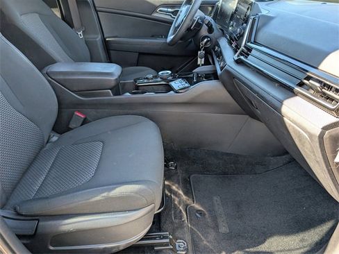 Used 2023 Kia Sportage LX image 24