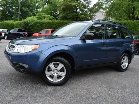 Used 2011 Subaru Forester 2.5X w/ Alloy Wheel Value Pkg AWD/4WD image 42