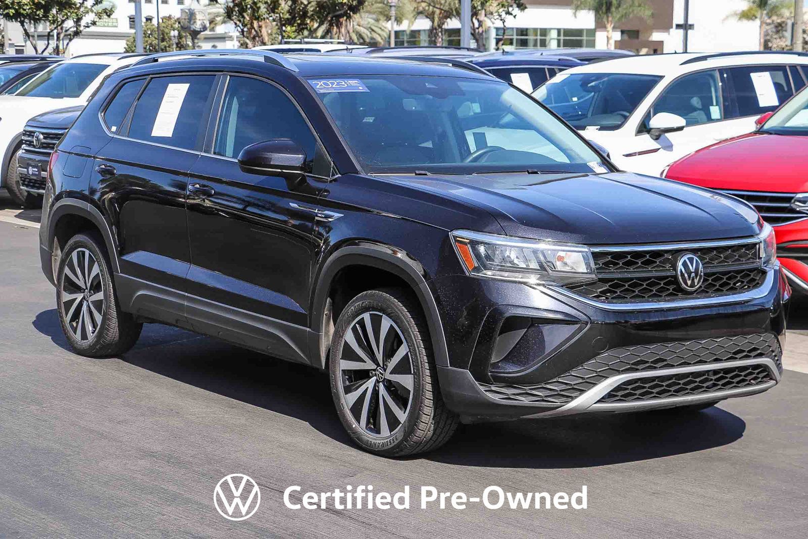 Certified 2023 Volkswagen Taos SE FWD image 4