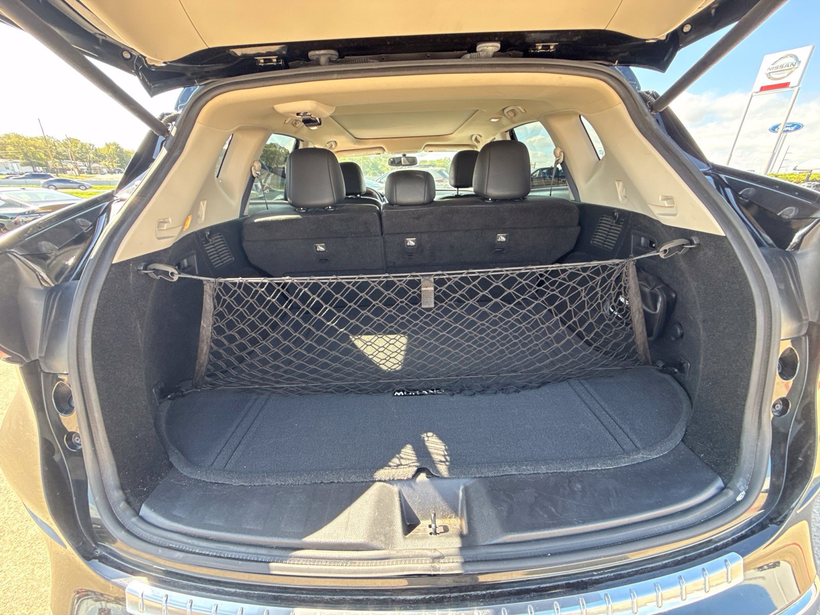 Used 2018 Nissan Murano Platinum w/ Cargo Package FWD image 17