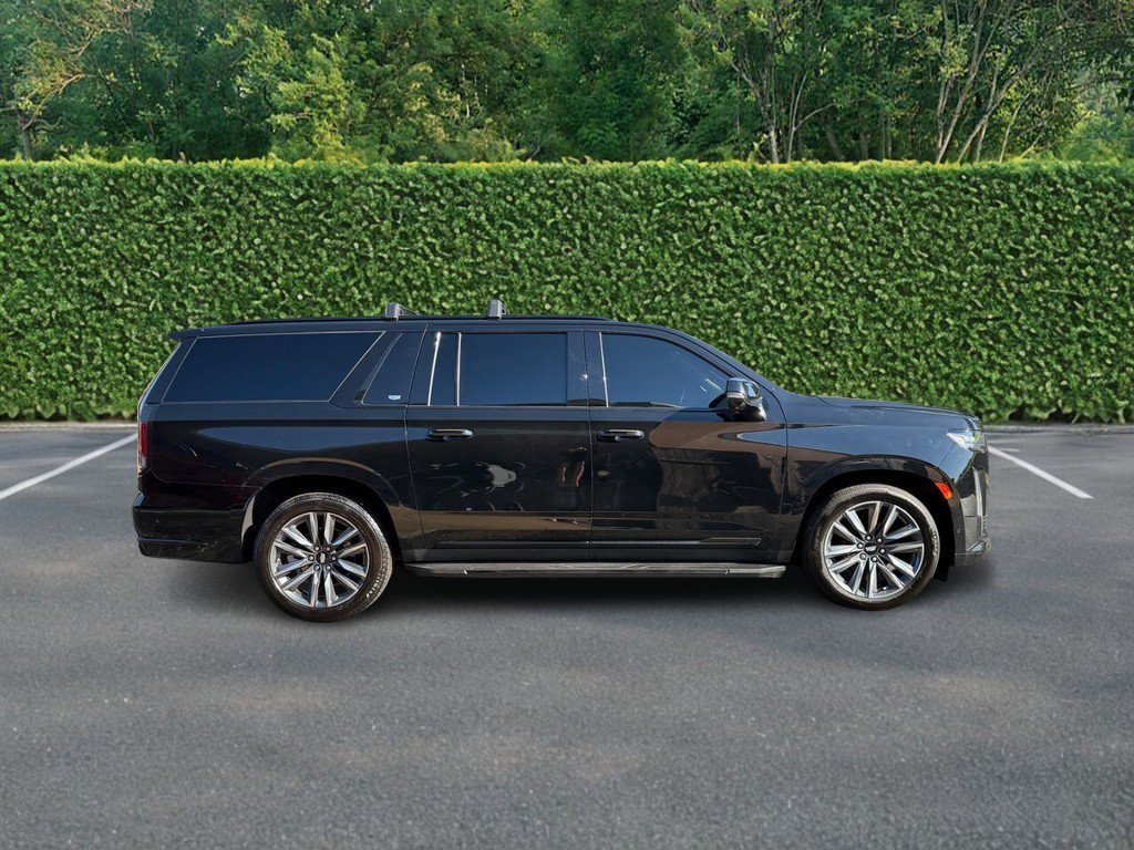 Used 2022 Cadillac Escalade ESV Sport w/ Touring Package AWD/4WD image 2