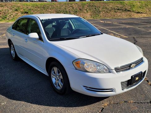 Used 2014 Chevrolet Impala Limited LS image 16