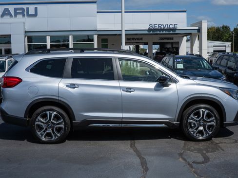 New 2025 Subaru Ascent Touring w/ Popular Package #2 image 2