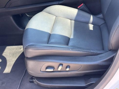 Used 2023 Cadillac XT5 Premium Luxury FWD image 16