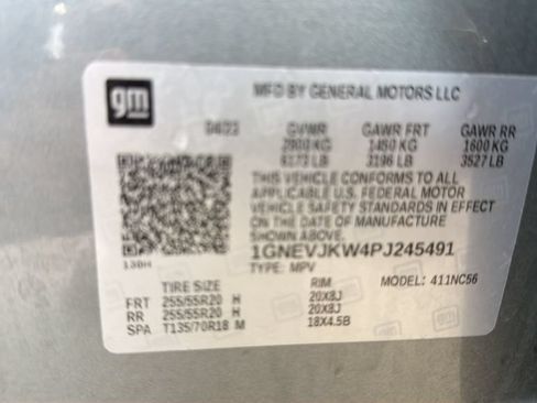 Used 2023 Chevrolet Traverse RS w/ LPO, Floor Liner Package AWD/4WD image 30
