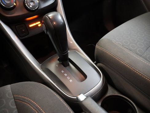 Used 2021 Chevrolet Trax LS w/ Tint and Cruise Package image 21