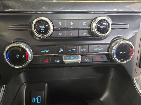 Used 2022 Ford F150 XLT w/ Equipment Group 302A High AWD/4WD image 25