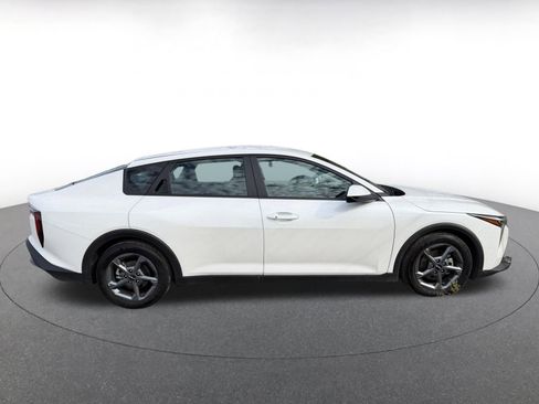Used 2025 Kia K4 LXS FWD image 15