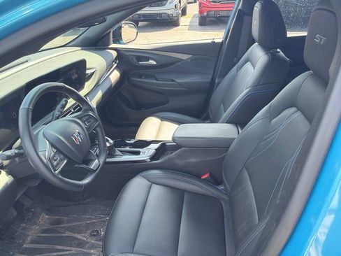 Used 2025 Buick Envista Sport Touring w/ Convenience I Package FWD image 7