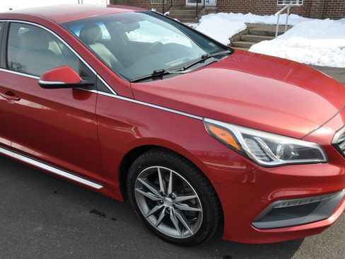 Used 2017 Hyundai Sonata Sport 2.0T FWD image 28