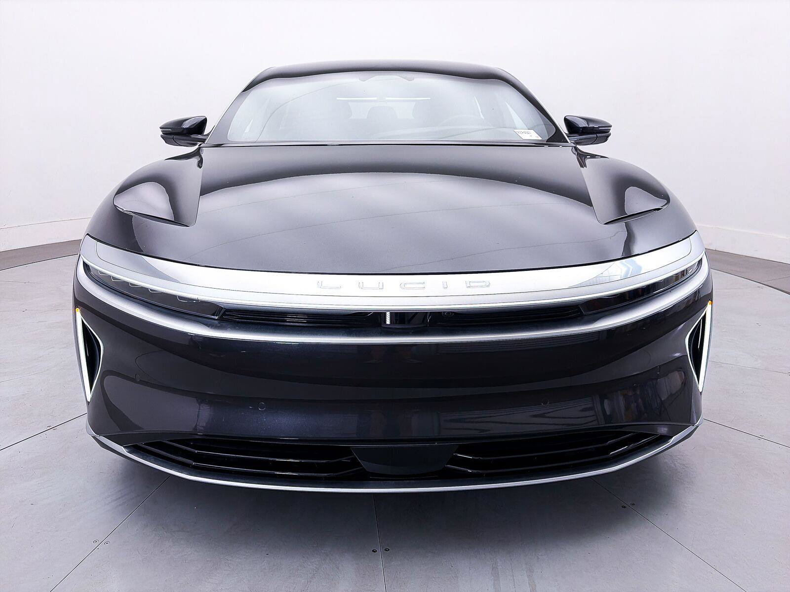 Used 2023 Lucid Air Touring AWD/4WD image 12