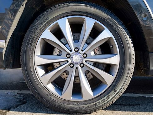 Used 2013 Mercedes-Benz GL 450 4MATIC image 12