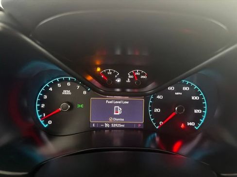 Used 2021 Chevrolet Colorado Z71 AWD/4WD image 32