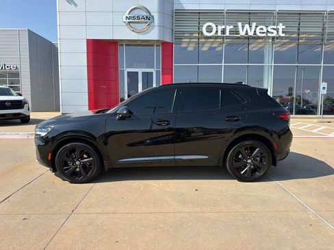 Used 2022 Buick Envision Preferred FWD image 2